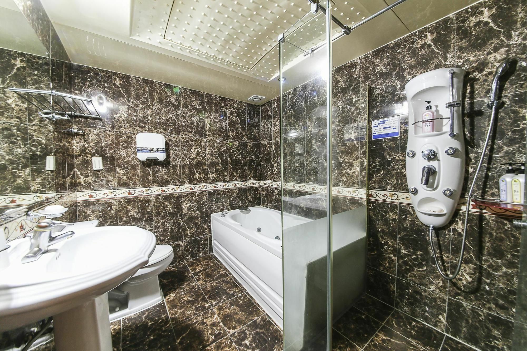 Haeundae Aone Hotel Μπουσάν Εξωτερικό φωτογραφία